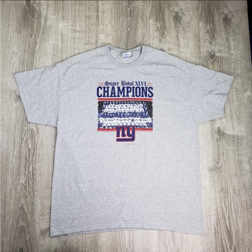 Super Bowl XLVI 46 NFL NY New York Giants Champions Team Pic Men’s Shirt Size XL
